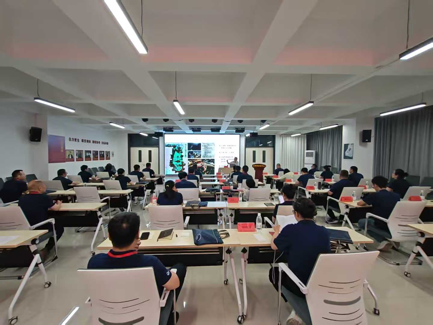 压缩8